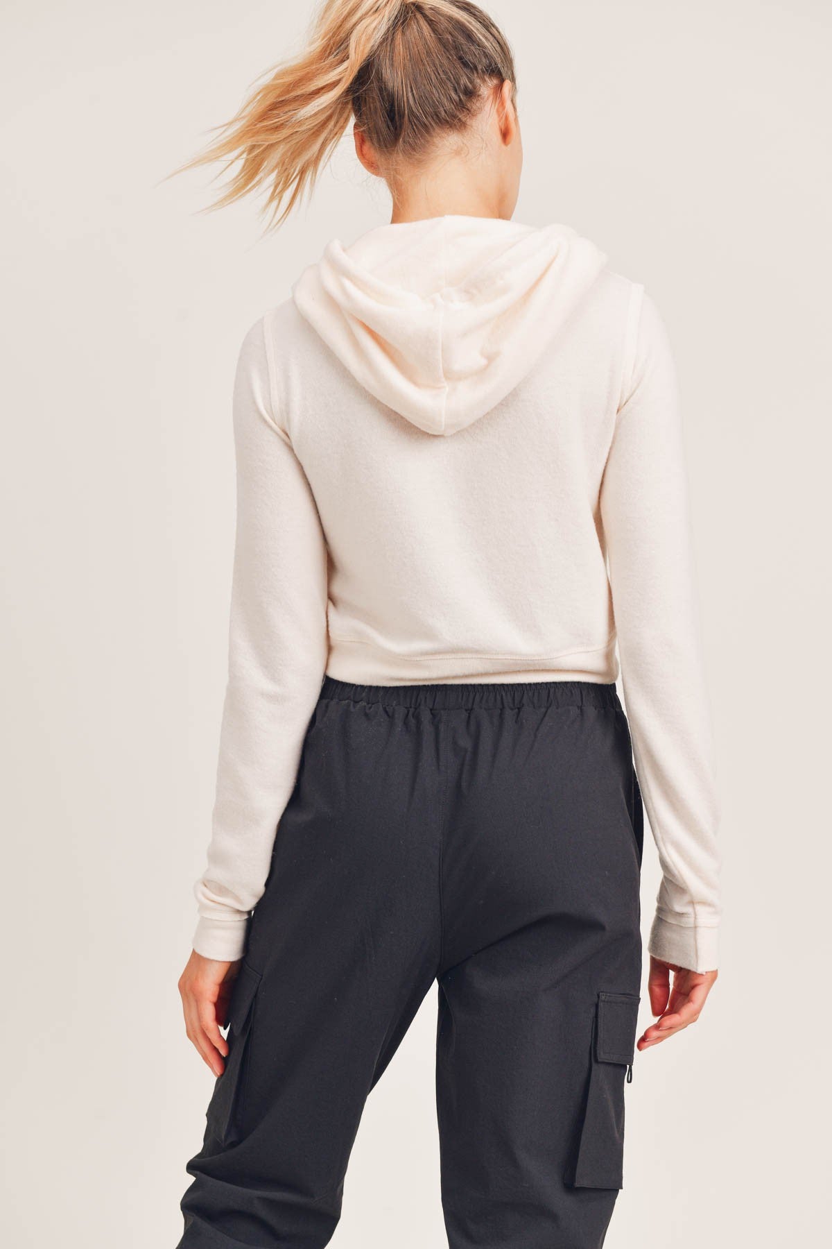 Fuzzy Cropped Hoodie Long-Sleeve Top - Pearled Ivory